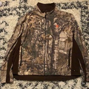 🛍 3/$15 Men’s Camo fleece